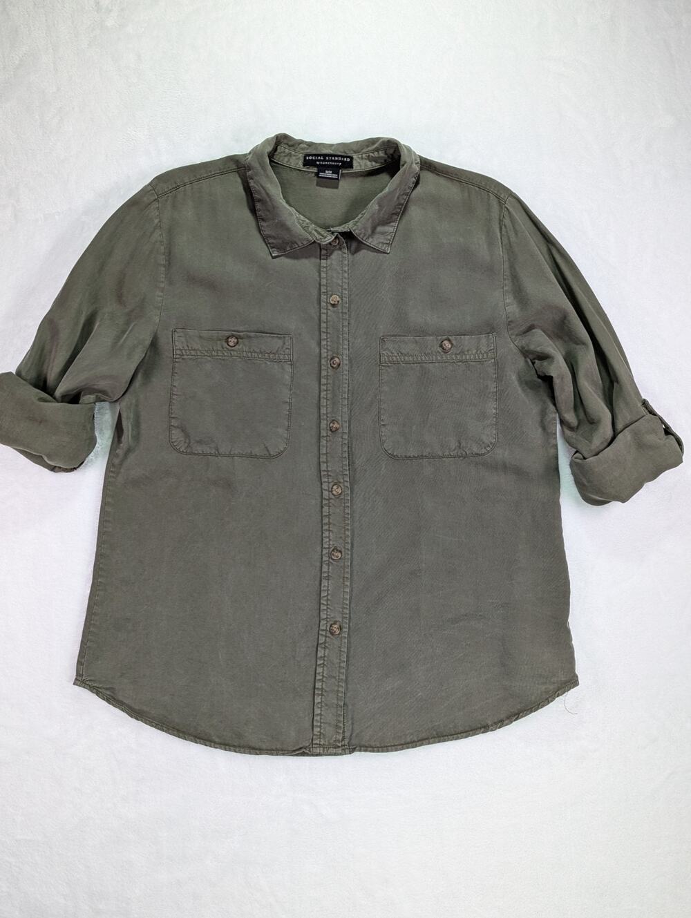 Social Standard by Sanctuary Green Boyfriend Shirt Womens M Roll Tab Sleeve